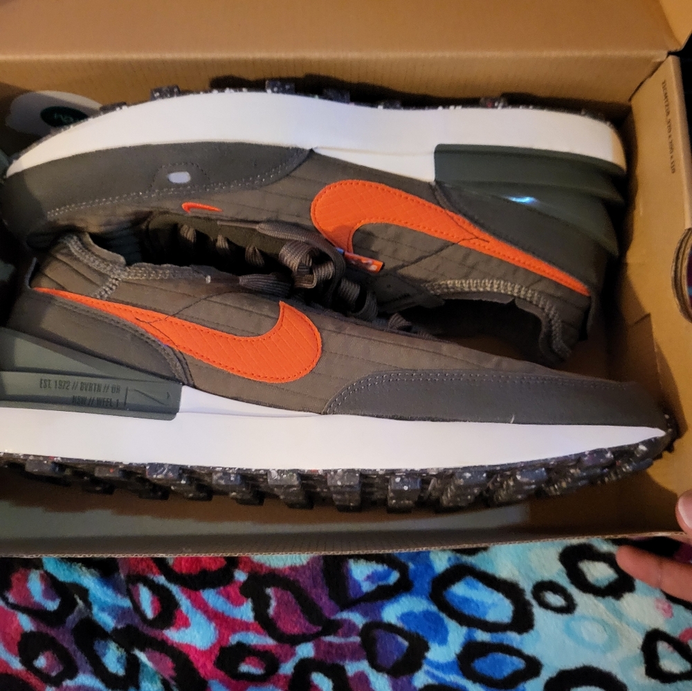 NIKE WAFFLE ONE NN